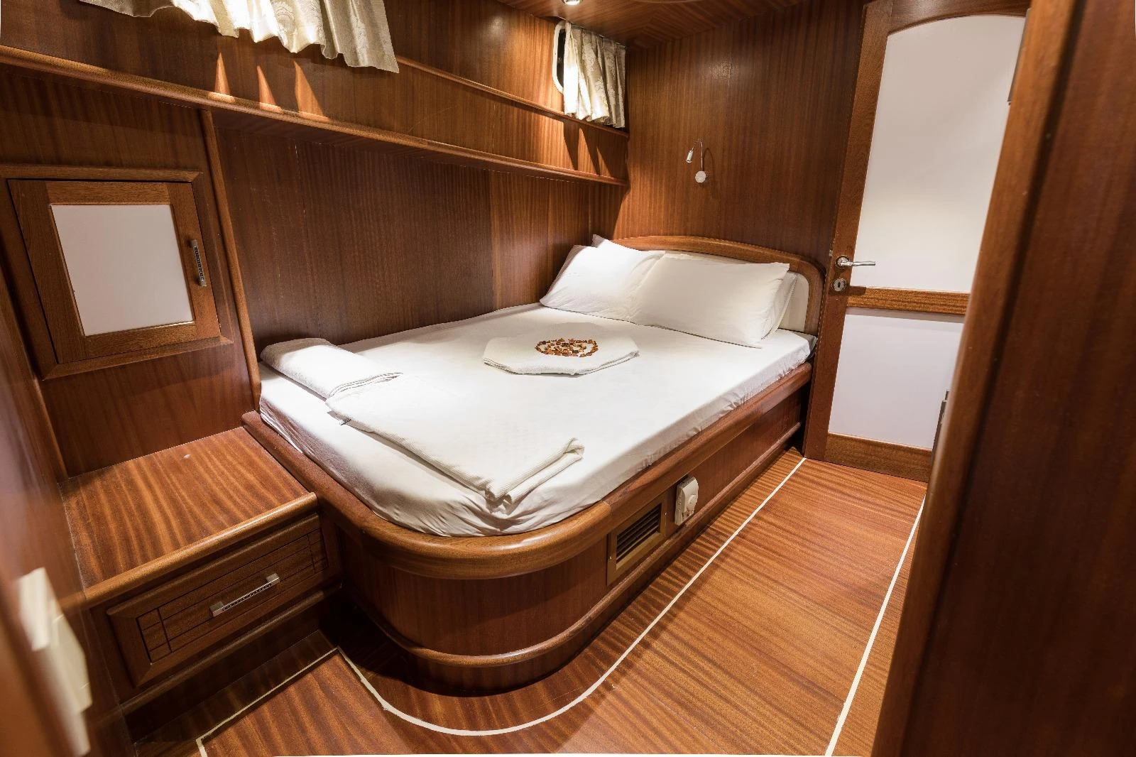 double cabin